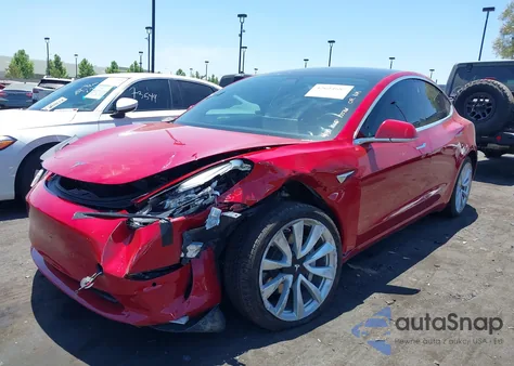 2018 Tesla Model 3 Long Range/Performance из США, поврежденный, VIN 5YJ3E1EB8JF065552